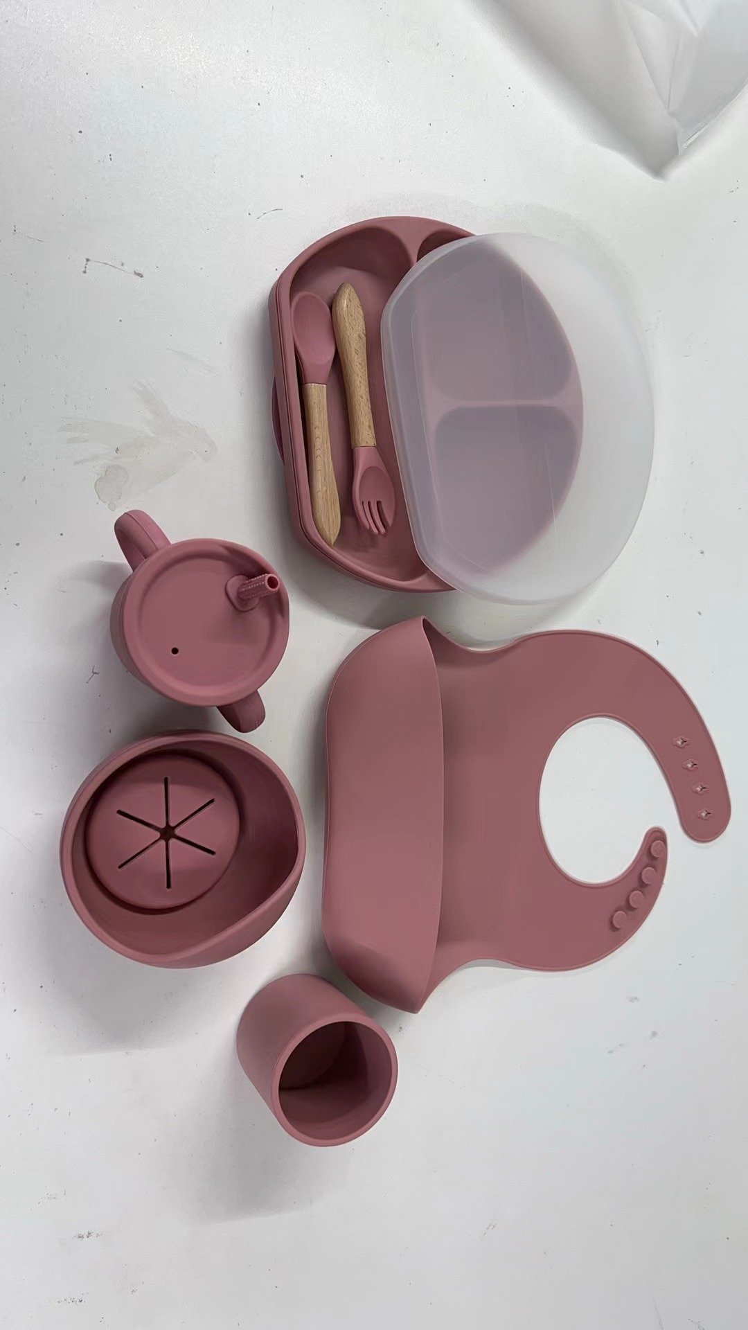 9-Piece Silicone Baby Feeding Set with Suction Bowl & Plate | Bellzbuz - Image 3